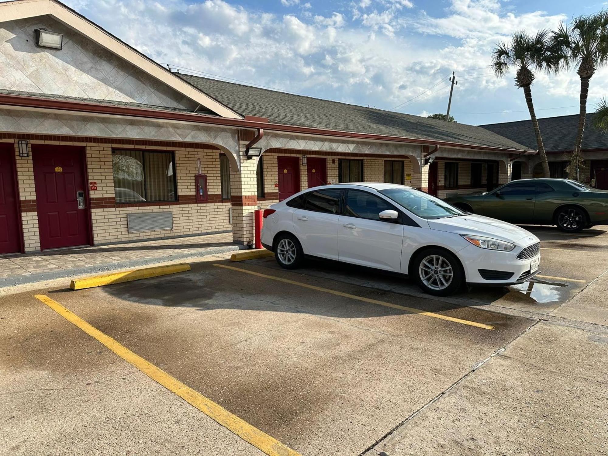 Palace Inn I-45 & Bellfort Houston Ngoại thất bức ảnh